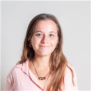 ¡Hola! Soy Licenciada en Economía y cuento con más de seis años de experiencia impartiendo clases de economía y finanzas.